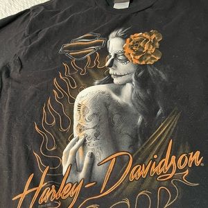Harley Davidson Tattoo Girl T-shirt. Size XL. Black Orange